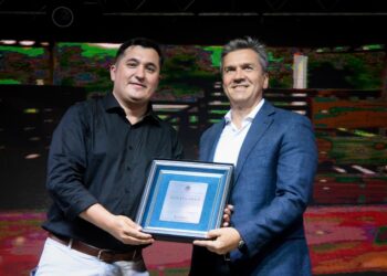 EL GOBERNADOR ZDERO ANUNCIÓ LA RUTA AL IMPENETRABLE: MIRAFLORES- LAS HACHERAS