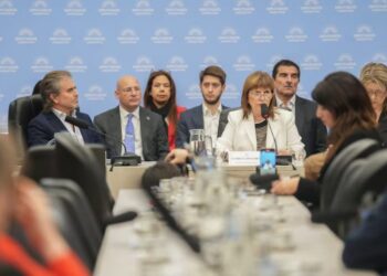 ALIANZA ESTRATÉGICA: LA LIBERTAD AVANZA Y EL PRO CONSOLIDAN UN INTERBLOQUE CLAVE EN DIPUTADOS