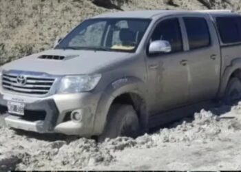 OPERATIVO DESPLIEGUE EN CHUBUT TRAS HALLAZGO DE VEHÍCULO: LA ESTREMECEDORA HIPÓTESIS SOBRE EL DESTINO DE LOS JUBILADOS DESAPARECIDOS