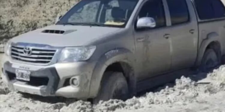 OPERATIVO DESPLIEGUE EN CHUBUT TRAS HALLAZGO DE VEHÍCULO: LA ESTREMECEDORA HIPÓTESIS SOBRE EL DESTINO DE LOS JUBILADOS DESAPARECIDOS