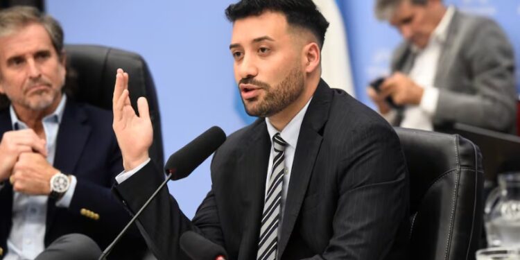 OPERATIVO DESPLIEGUE EN CHUBUT TRAS HALLAZGO DE VEHÍCULO: LA ESTREMECEDORA HIPÓTESIS SOBRE EL DESTINO DE LOS JUBILADOS DESAPARECIDOS