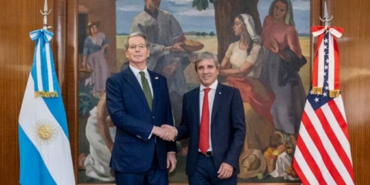 HORAS DECISIVAS EN EL GOBIERNO: ESPECTRO DE NARCOTRÁFICO AMENAZA CANDIDATURA DE ESPERT PERO MILEI SOSTIENE SU RESPALDO