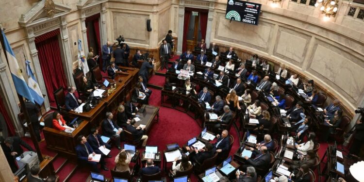 HORAS DECISIVAS EN EL GOBIERNO: ESPECTRO DE NARCOTRÁFICO AMENAZA CANDIDATURA DE ESPERT PERO MILEI SOSTIENE SU RESPALDO
