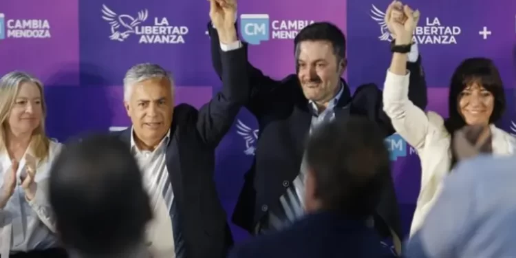 ARROLLADORA VICTORIA DE LLA+CAMBIA MENDOZA EN LAS LEGISLATIVAS