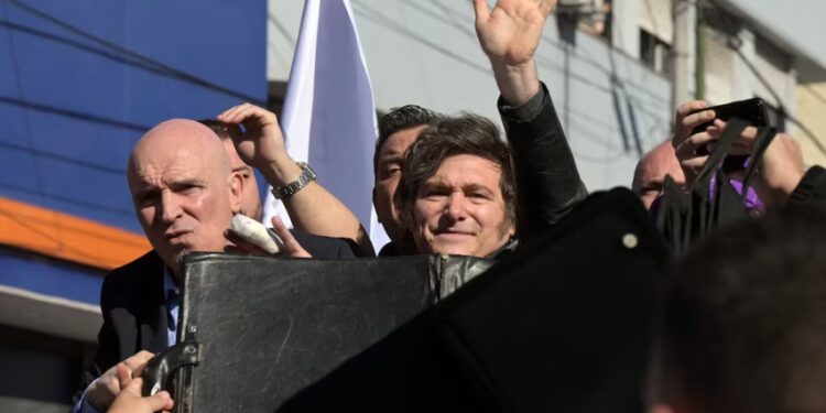 HORAS DECISIVAS EN EL GOBIERNO: ESPECTRO DE NARCOTRÁFICO AMENAZA CANDIDATURA DE ESPERT PERO MILEI SOSTIENE SU RESPALDO