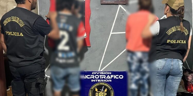 ALLANAMIENTO POR NARCOMENUDEO: DOS PERSONAS DETENIDAS Y DROGA SECUESTRADA