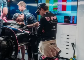 LA F1 REVELA SU «CAMPEONATO DE DESTRUCTORES»: ALPINE LIDERA LA LISTA NEGRA DEL GASTO, MIENTRAS COLAPINTO MUESTRA AUSTERIDAD FINANCIERA