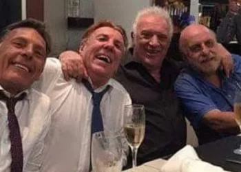 CONMOCIÓN Y DEVOCIÓN: EL FÚTBOL DESPIDE A MIGUEL ÁNGEL RUSSO EN UN EMOTIVO VELATORIO ABIERTO EN LA BOMBONERA