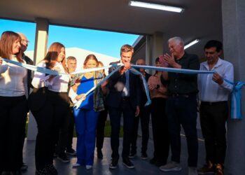 ZDERO INAUGURÓ LA AMPLIACIÓN DEL CENTRO “LA FORTALEZA” EN LA EDUVIGIS: “EL ESTADO TIENE QUE TENER CORAZÓN Y DAR SOLUCIONES DONDE MÁS SE NECESITA”