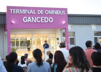 GANCEDO: EL GOBERNADOR ZDERO INAUGURÓ LA NUEVA TERMINAL DE ÓMNIBUS