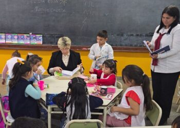 SE REALIZA EN TODAS LAS ESCUELAS PRIMARIAS JORNADAS DE SENSIBILIZACIÓN HACIA LA FLUIDEZ Y COMPRENSIÓN LECTORA