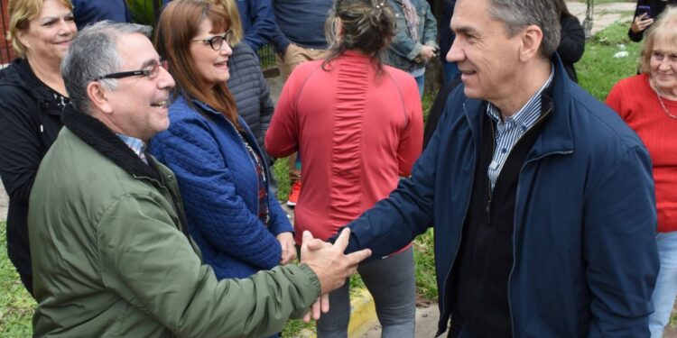 RESISTENCIA: EL GOBIERNO PROVINCIAL AVANZA CON OBRAS DE PAVIMENTACIÓN EN VILLA ALTABE Y EN EL BARRIO JARDÍN