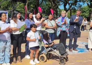 EL GOBIERNO RECONOCIÓ A INSTITUCIONES QUE CONTRIBUYEN A LA INCLUSIÓN EDUCATIVA