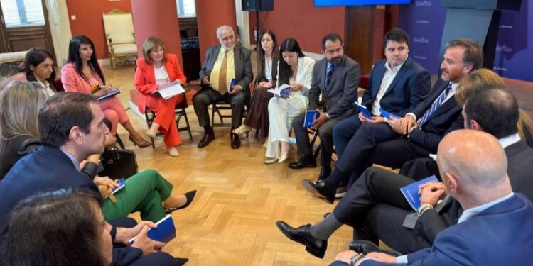BULLRICH ASUME LA JEFATURA DEL BLOQUE LIBERTARIO EN EL SENADO