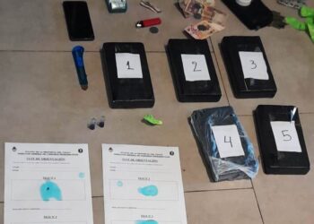 DETENIDA EN LA TERMINAL CON MÁS DE 5 KILOS DE COCAÍNA EN UN BOLSO