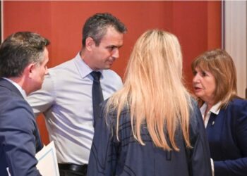 El gobierno armó una nueva mesa política y dejó afuera a Adorni