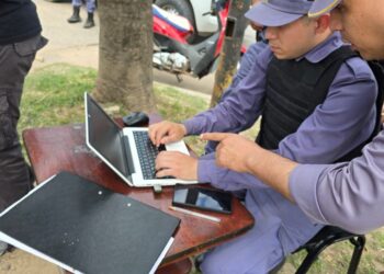 OTRO GOLPE A LOS NARCOS: EN RESISTENCIA, 4 DETENIDOS Y SECUESTRO DE 9 PANES DE COCAÍNA
