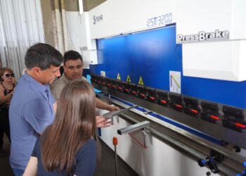SCHNEIDER INAUGURÓ EL NUEVO TALLER METALÚRGICO, UNA INFRAESTRUCTURA CLAVE PARA EL SECTOR TABACALERO