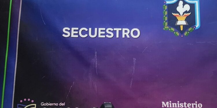 AGENTES ESCLARECEN UN ROBO Y APREHENSIÓN POR AMENAZAS Y LESIONES