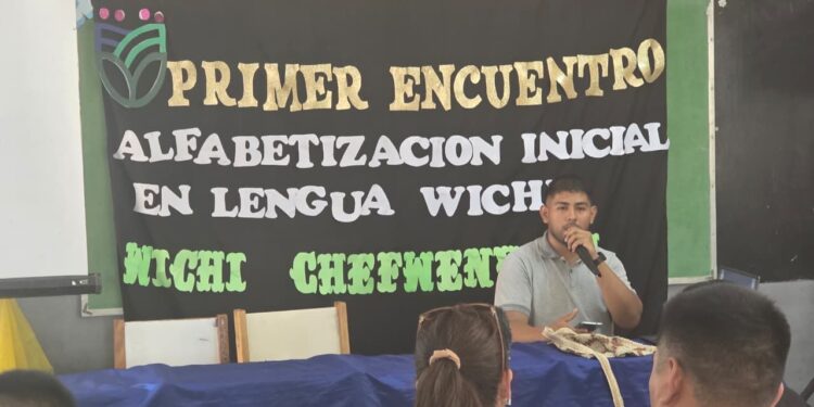 EDUCACIÓN INTERCULTURAL: MÁS DE 130 DOCENTES SE CAPACITARON EN ALFABETIZACIÓN EN LENGUA WICHÍ
