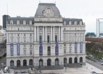 TRAGEDIA EN EL PALACIO LIBERTAD: CONMOCIÓN TRAS EL SUICIDIO DE UN HOMBRE ACUSADO DE EXHIBICIONISMO