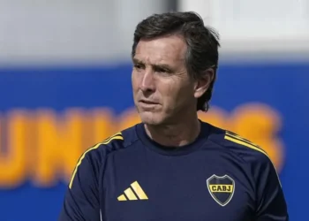 Cumbre Riquelme-Úbeda en Boca: se define la continuidad del DT