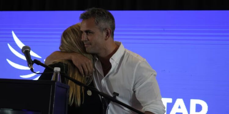 Negociaciones al rojo vivo en Diputados: LLA saborea la primera minoría y gobernadores miden fuerzas