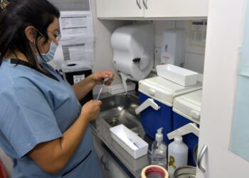 CONFIRMAN LOS PRIMEROS CASOS DE «SUPERGRIPE» EN ARGENTINA: ALERTA EPIDEMIOLÓGICA POR LA CEPA H5N1