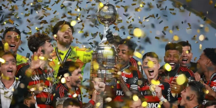 Con dos de Racing y otros dos argentinos: el equipo ideal de la Copa Libertadores 2025