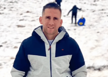 “¡Libertad!”: La Historia Secreta de Nahuel Gallo, el Gendarme Argentino que Cantó el Himno en el Infierno de Rodeo 1