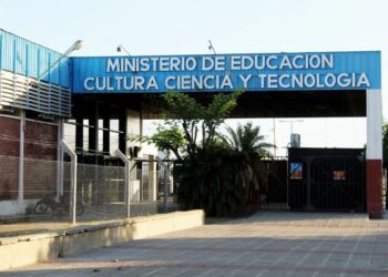 EDUCACIÓN ANUNCIÓ LA TITULARIZACIÓN DE DOCENTES DE LA MODALIDAD BILINGÜE INTERCULTURAL INDÍGENA
