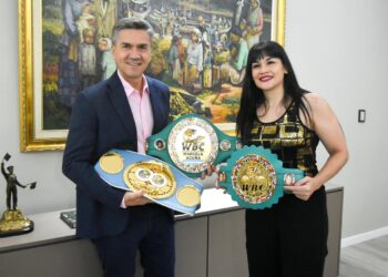 EL GOBERNADOR ZDERO RECIBIÓ A LA “TIGRESA” ACUÑA, EN EL MARCO DE UNA ACCIÓN SOLIDARIA