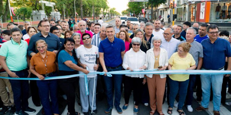 ZDERO CUMPLE: HISTÓRICA REPAVIMENTACIÓN DE LA AVENIDA 9 DE JULIO
