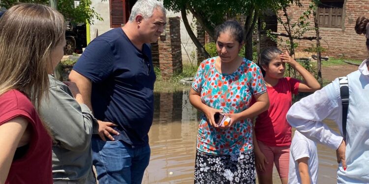 LAS GARCITAS: EL GOBIERNO PROVINCIAL CONTINÚA CON LA ASISTENCIA A LAS FAMILIAS, TRAS LAS LLUVIAS