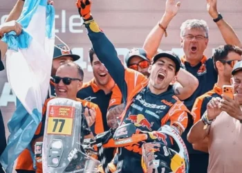 LUCIANO BENAVIDES HACE HISTORIA: SE CONSAGRA CAMPEÓN DEL DAKAR 2026 EN UNA DEFINICIÓN SIN PRECEDENTES