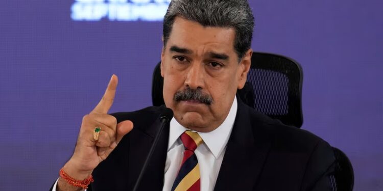 PRESENTAN AMPARO JUDICIAL CONTRA EL DNU QUE REFORMA LA SIDE