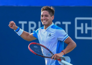 Sebastián Báez brilla en Auckland y se prepara para un desafío histórico ante su «bestia negra»