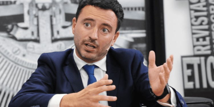 Cruce de intereses en Córdoba: la tensión opositora y el rol del peronismo definen el nuevo mapa político provincial