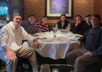 Scaloni se reunió con los jugadores del Atlético de Madrid