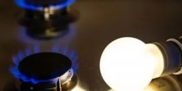 CAPUTO Y PICHETTO PROTAGONIZAN UN TENSO CRUCE TRAS EL ANUNCIO DE APERTURA DEL MERCADO AUTOMOTRIZ