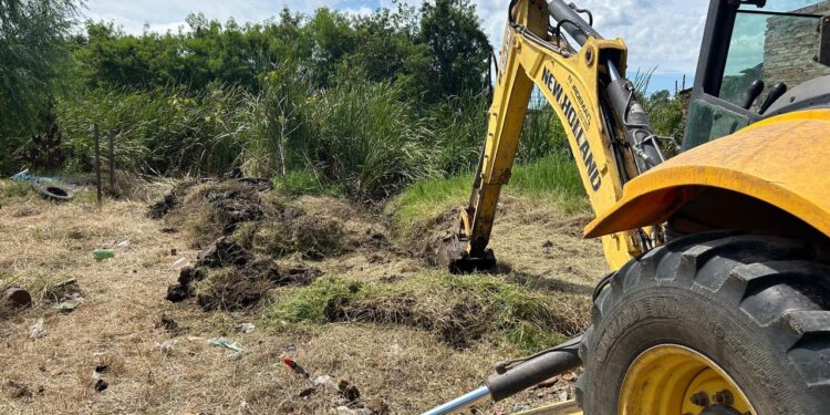 VILLA CHICA: OPERATIVO PARA LIBERAR DESAGÜES PLUVIALES Y PREVENIR ANEGAMIENTOS