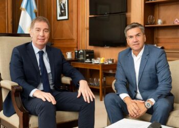SANTILLI RECIBIÓ AL GOBERNADOR ZDERO EN CASA ROSADA PARA ANALIZAR LA AGENDA DE REFORMAS