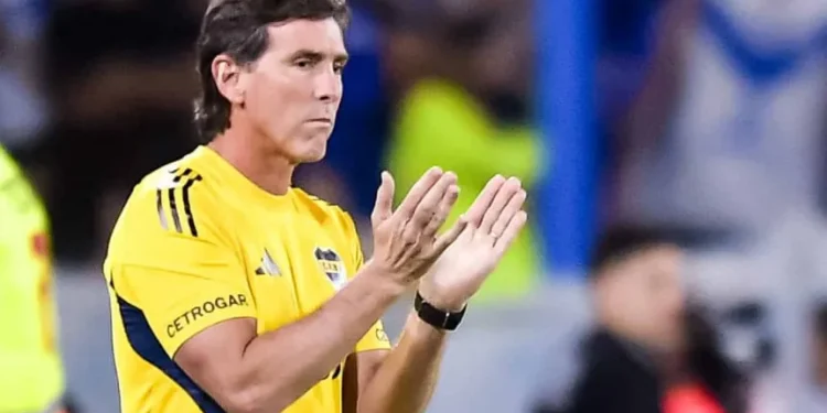EL «VOLANTAZO» DE ÚBEDA: BOCA PODRÍA REALIZAR HASTA CINCO CAMBIOS PARA RECIBIR A RACING
