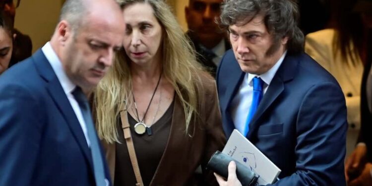 EL ENERO DORADO DE MILEI: RÉCORD FINANCIERO Y EL OCASO DEL DÓLAR COMO REFUGIO