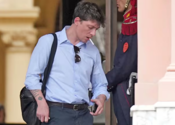 La Cámara Federal ratifica el sobreseimiento de Santiago Caputo en la causa iniciada por Facundo Manes