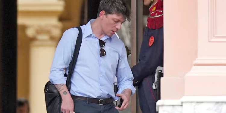 La Cámara Federal ratifica el sobreseimiento de Santiago Caputo en la causa iniciada por Facundo Manes