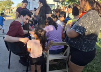 EXITOSA JORNADA DE VACUNACIÓN Y CONTROLES ESCOLARES EN LAS BREÑAS