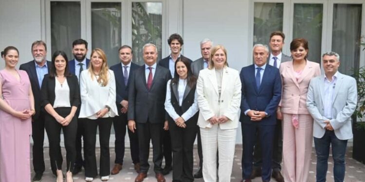 REFORMA LABORAL Y TENSIÓN POLÍTICA: EL BLOQUE PROVINCIAS UNIDAS BAJO PRESIÓN