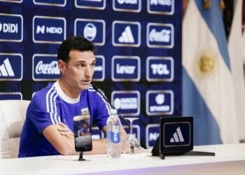 LIONEL SCALONI RATIFICA EL RECAMBIO GENERACIONAL Y DEFINE EL FUTURO DE LAS FIGURAS HISTÓRICAS EN LA SELECCIÓN