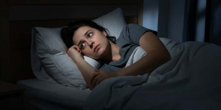 ESTRATEGIAS DE NEUROCIENCIA: CÓMO LOGRAR DORMIR TODA LA NOCHE DE CORRIDO SEGÚN EXPERTOS